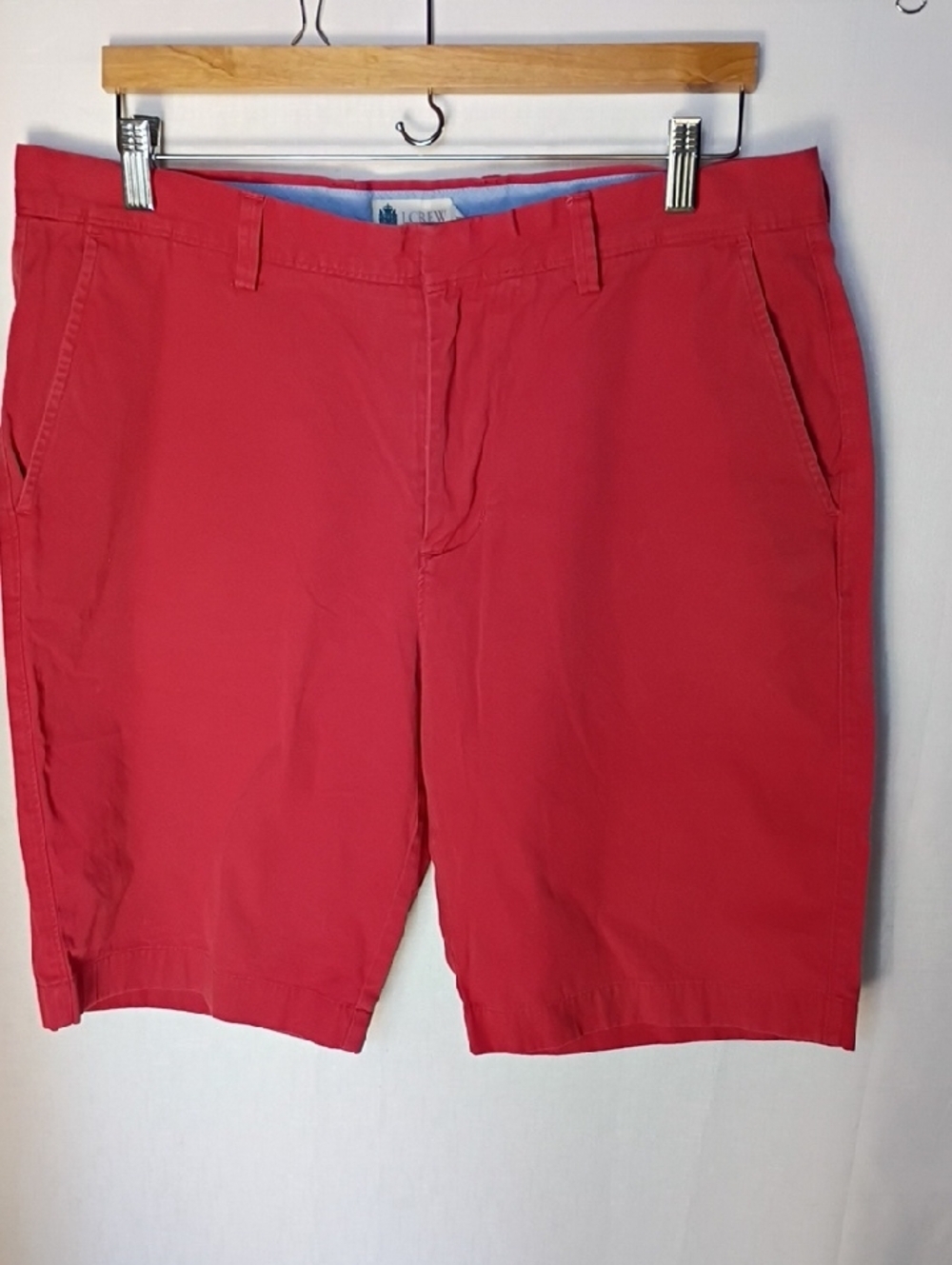 J. Crew Men’s Coral Color Flat Front Chino Shorts Size 34